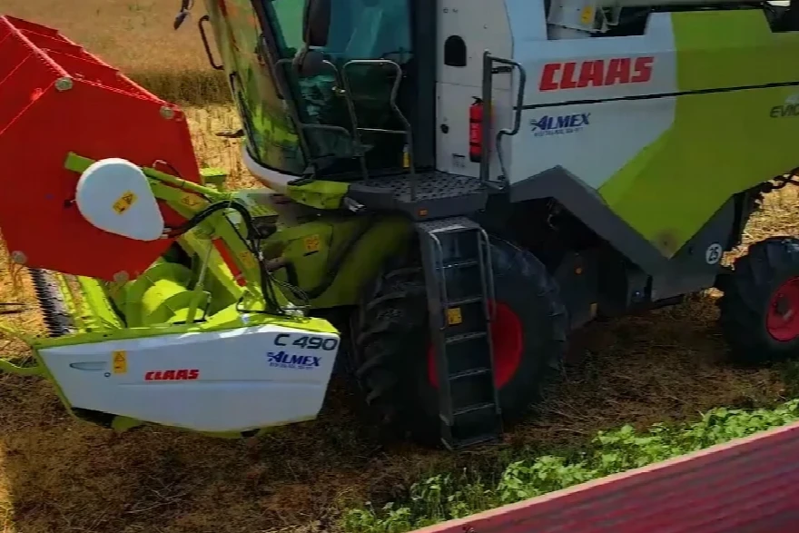 Claas Evion 430 – Kombajn koji je ni veliki ni mali, TAMAN kao treba! 