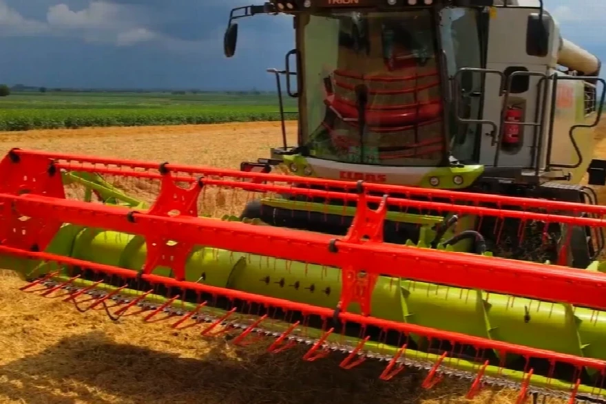 Ko zna šta je Lexion 620, obožavaće novi Trion 520! Evo zašto sve više poljoprivrednika uzima TRION-a