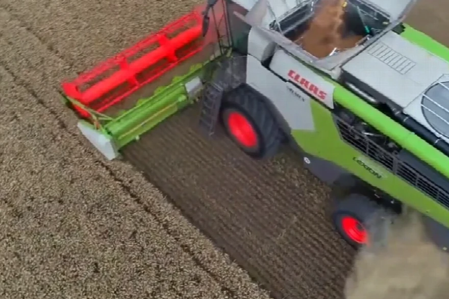 Kako izgleda Claas KOMBAJN Poslednje Generacije? 