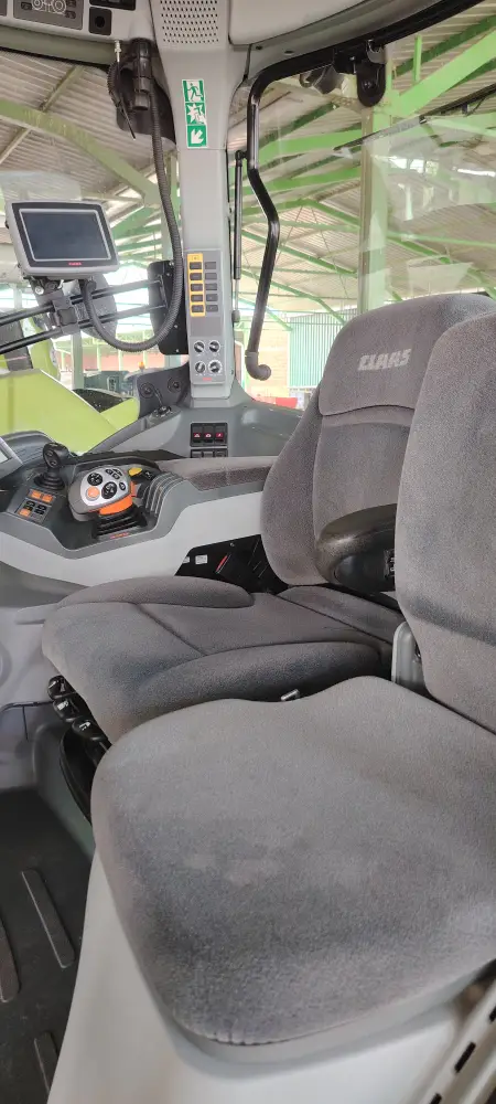 Traktor CLAAS AXION 950 