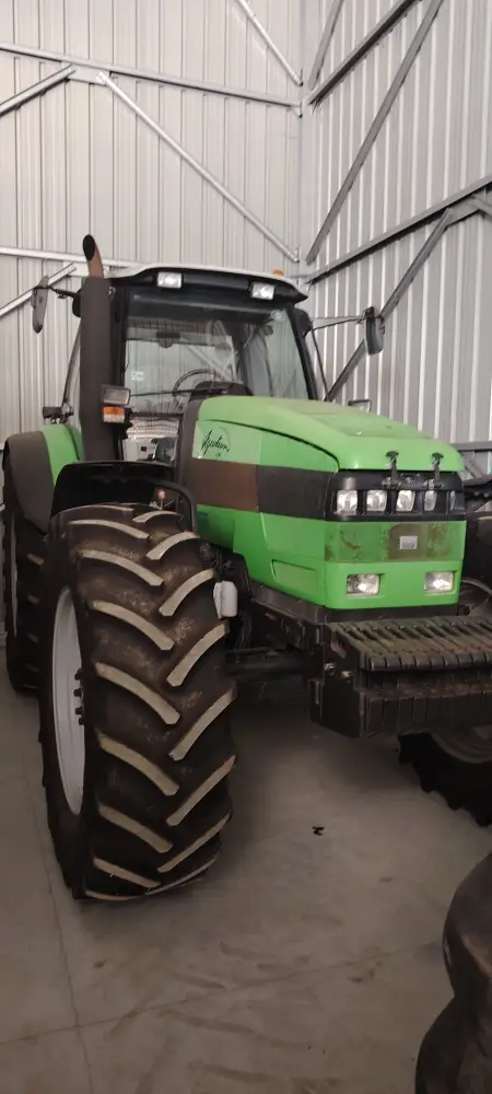 Traktor DEUTZ FAHR Agroton L720 