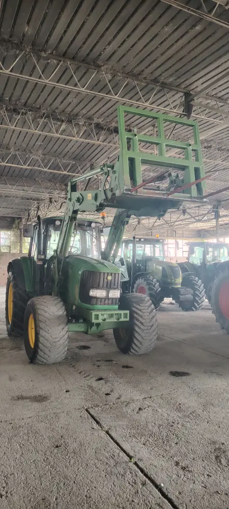 Traktor Traktor JOHN DEERE 6920 S 