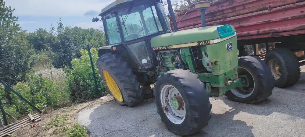 Traktor Traktor JOHN DEERE 3350 