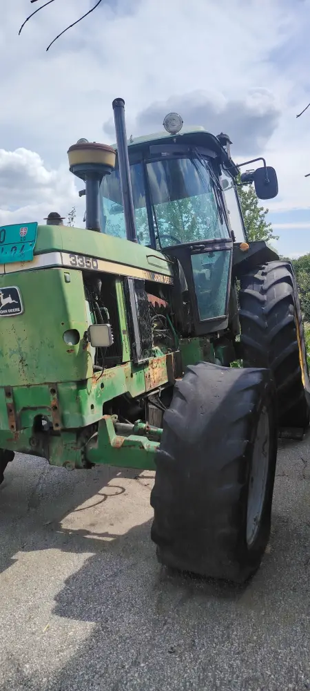 Traktor Traktor JOHN DEERE 3350 