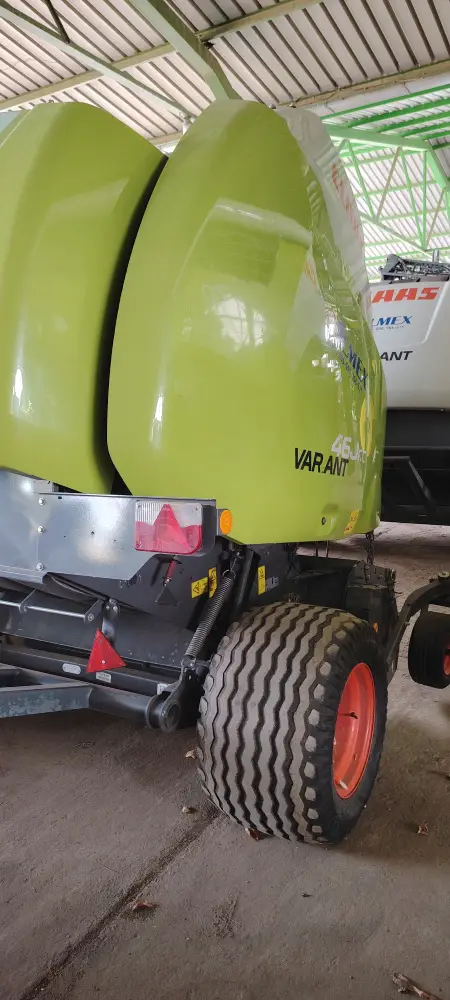 Balirka CLAAS Variant 460 