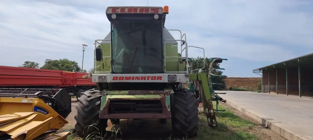  Kombajn DOMINATOR 108 i kolica za heder 