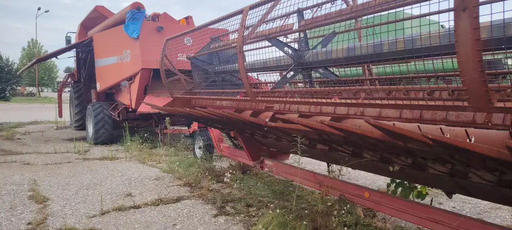 Kombajn CASE IH CF80 